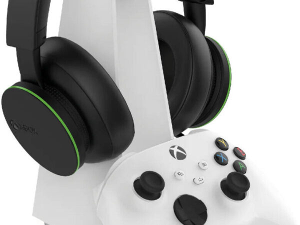 Snakebyte Combo Charge X Headset + Controller Dual Function Charging Dock, Simultaneous Charging, Micro USB & USB Type-C, Wired 2m USB-A, Xbox Series X|S & Xbox One, White | SB921667
